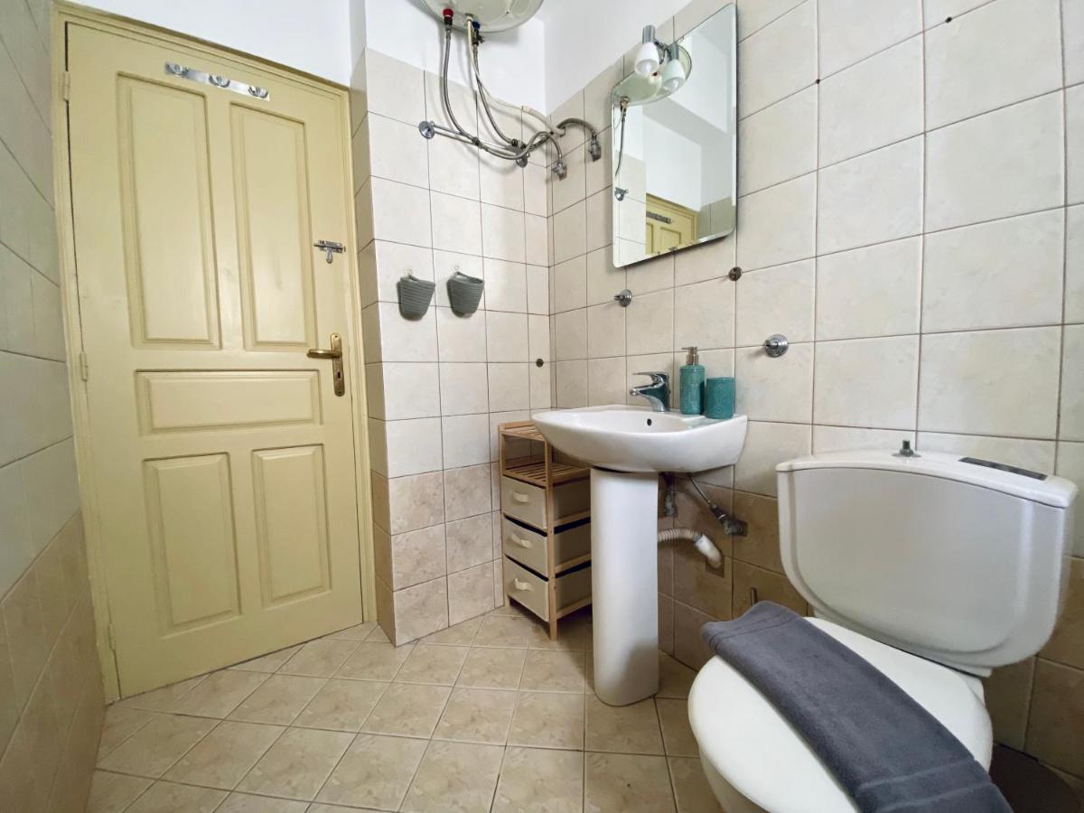 Apartamento To Petrino Meyísti Exterior foto