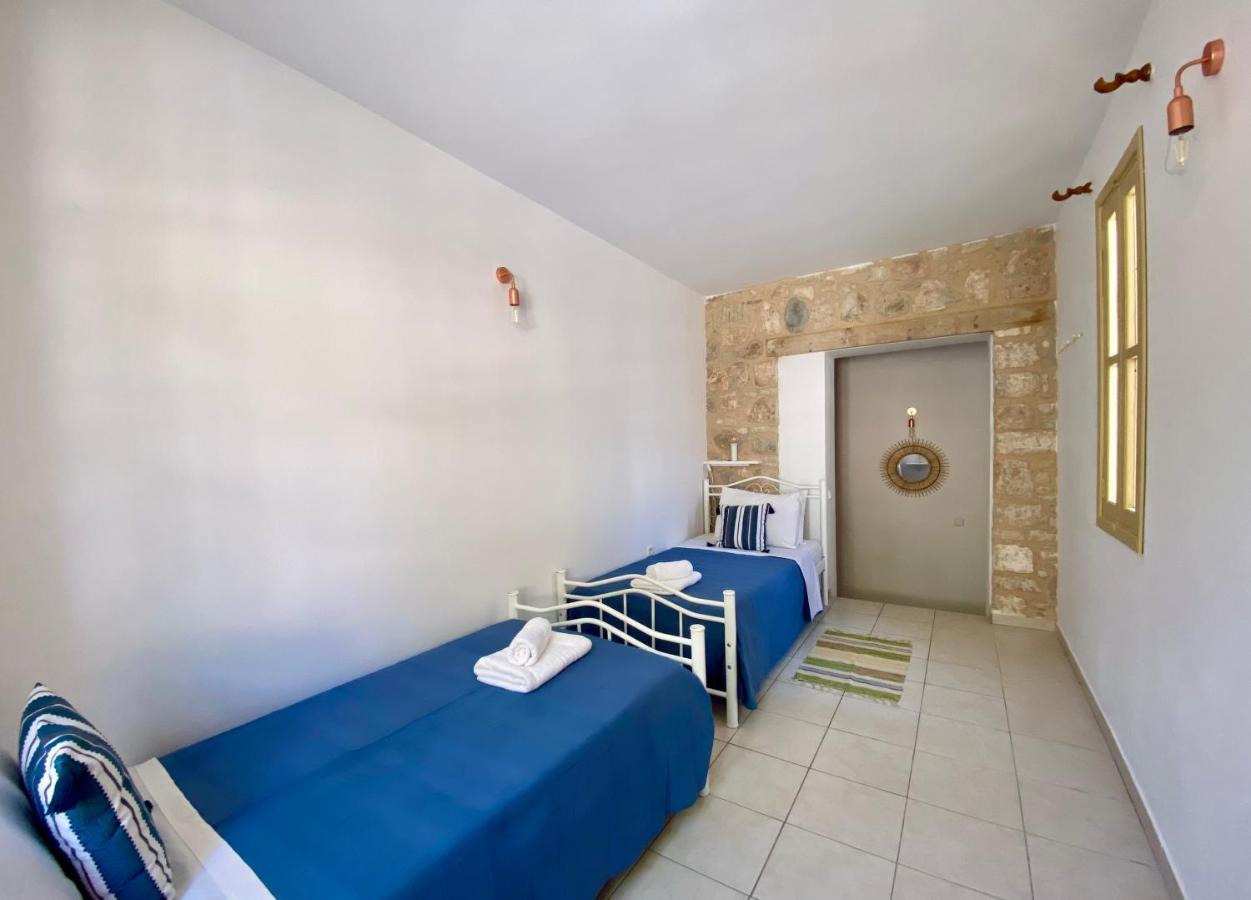 Apartamento To Petrino Meyísti Exterior foto