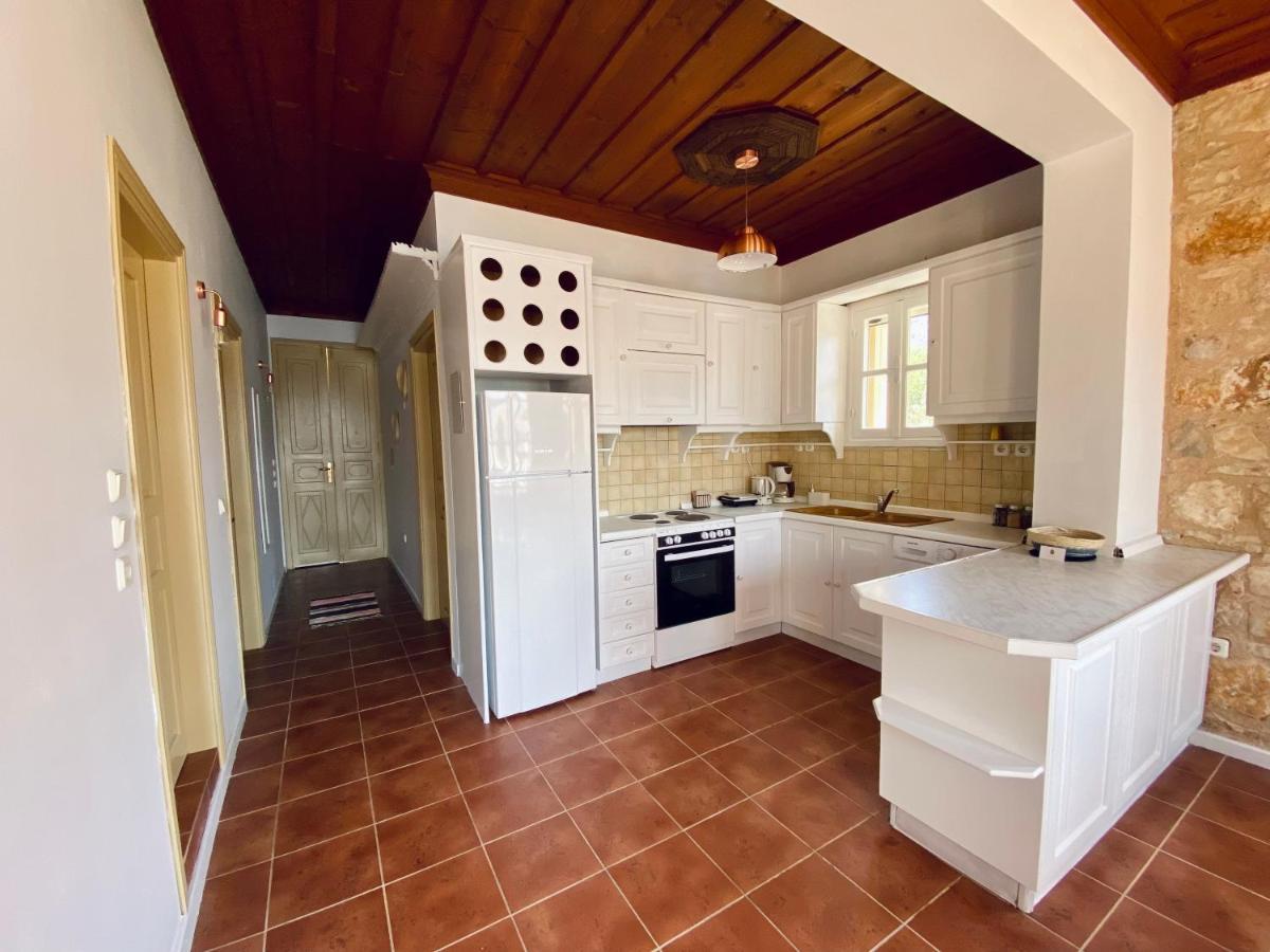 Apartamento To Petrino Meyísti Exterior foto