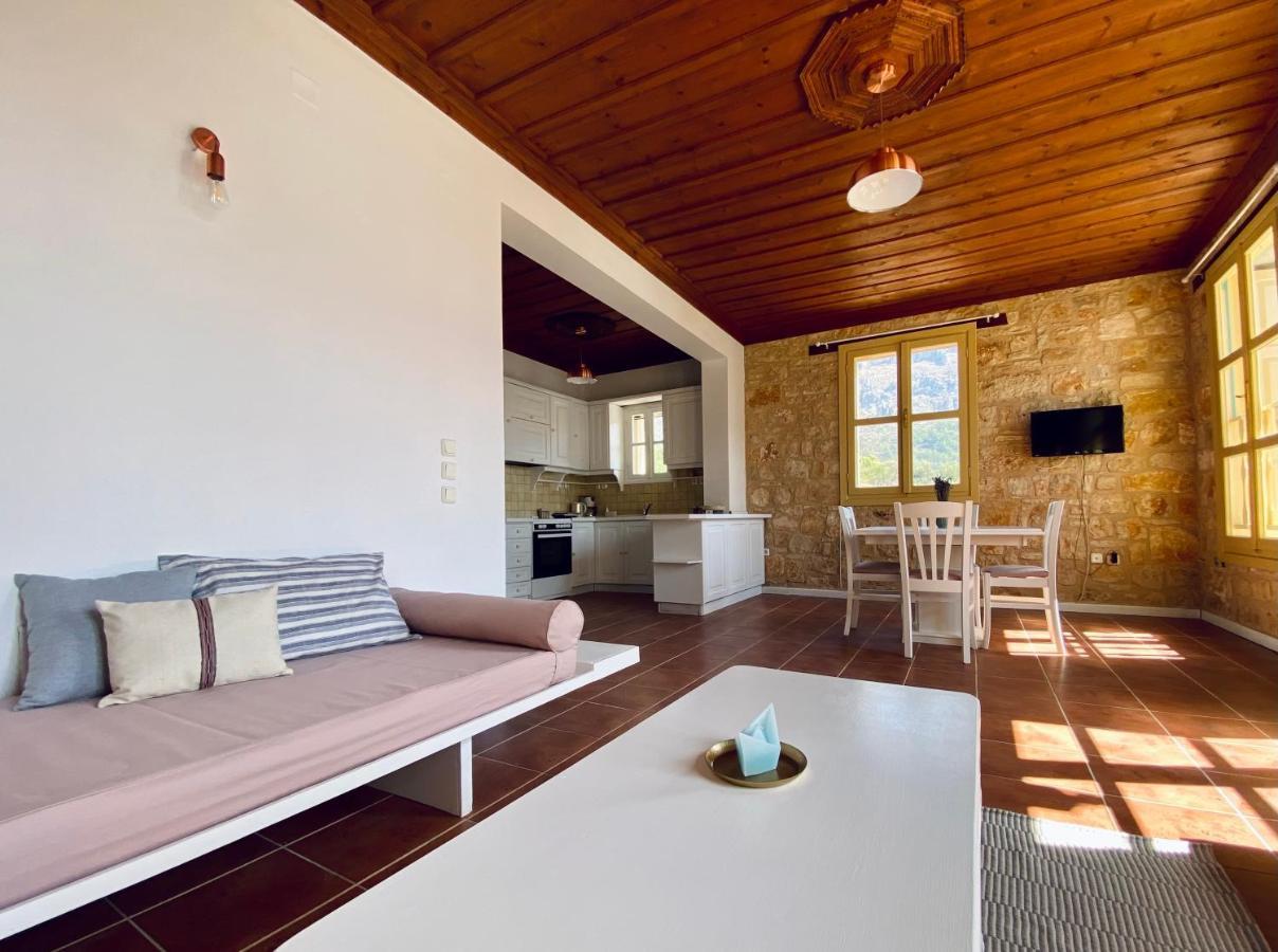 Apartamento To Petrino Meyísti Exterior foto