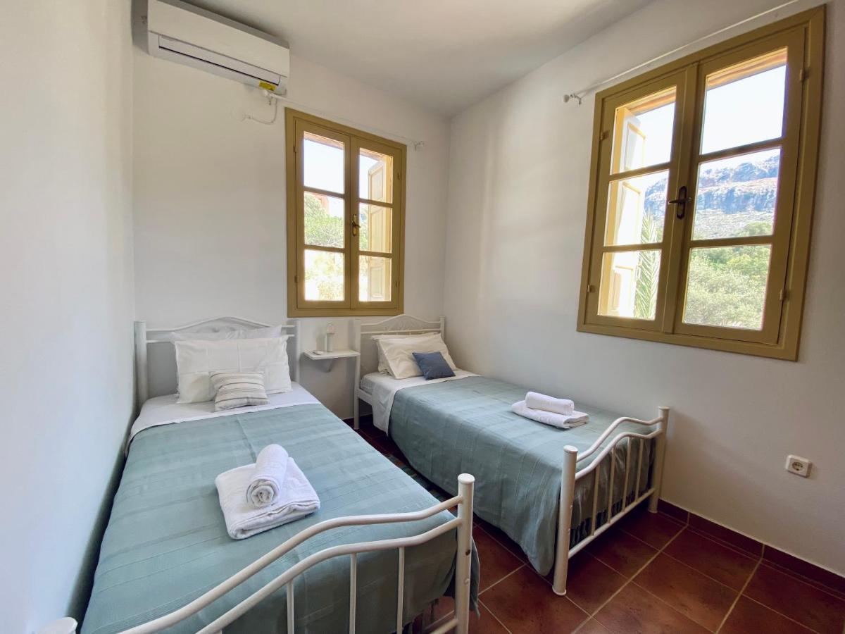 Apartamento To Petrino Meyísti Exterior foto
