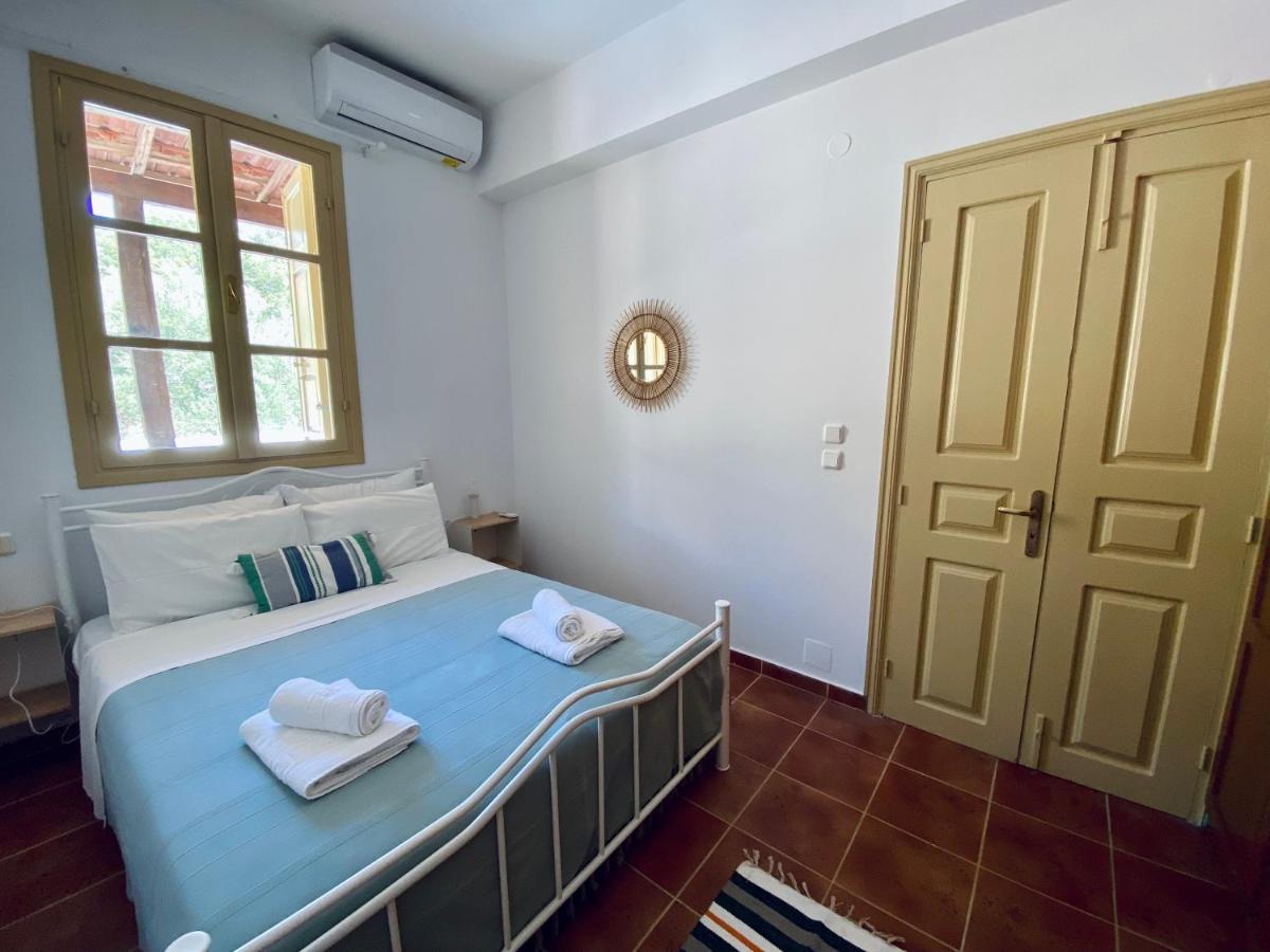 Apartamento To Petrino Meyísti Exterior foto