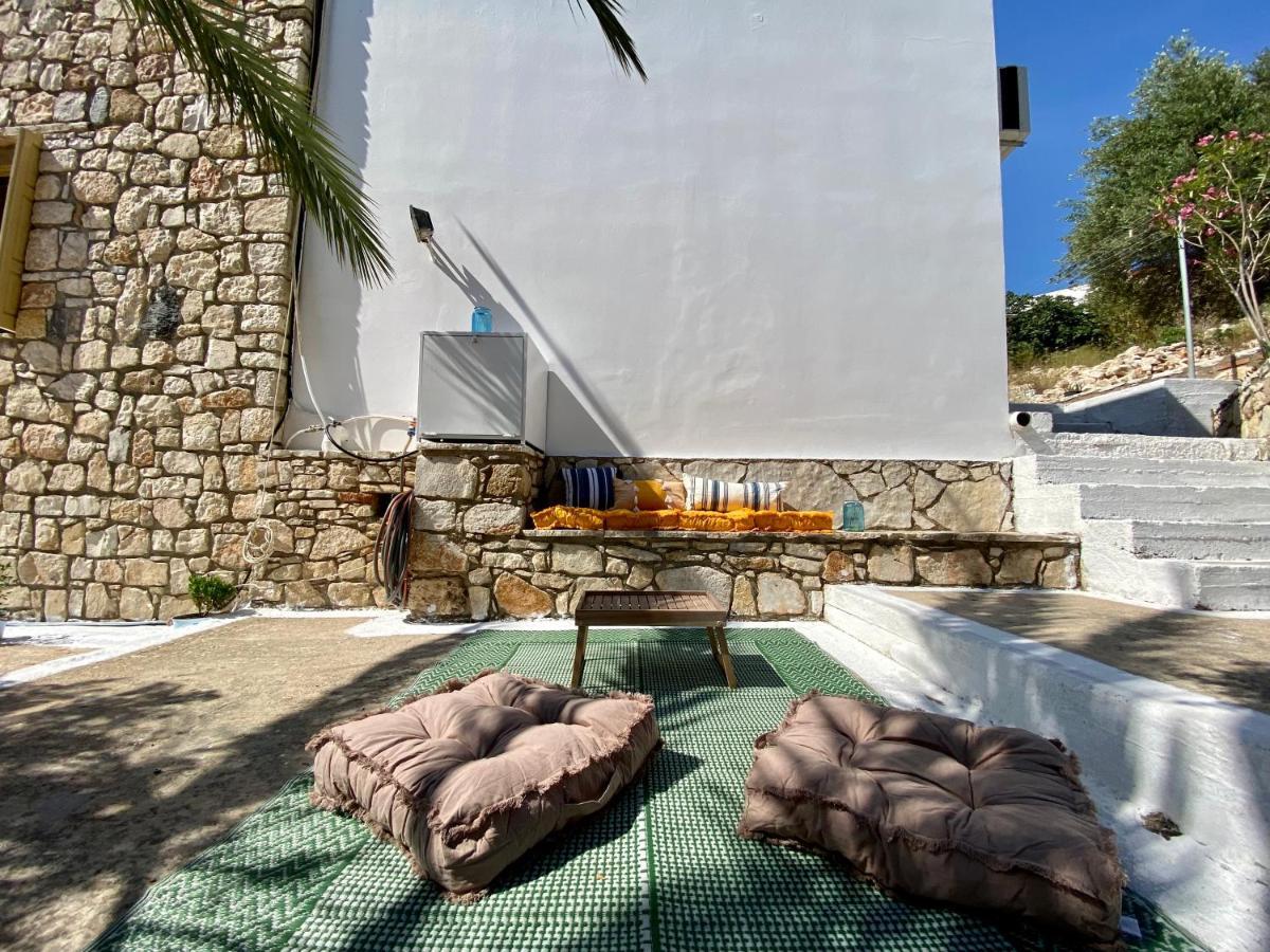 Apartamento To Petrino Meyísti Exterior foto