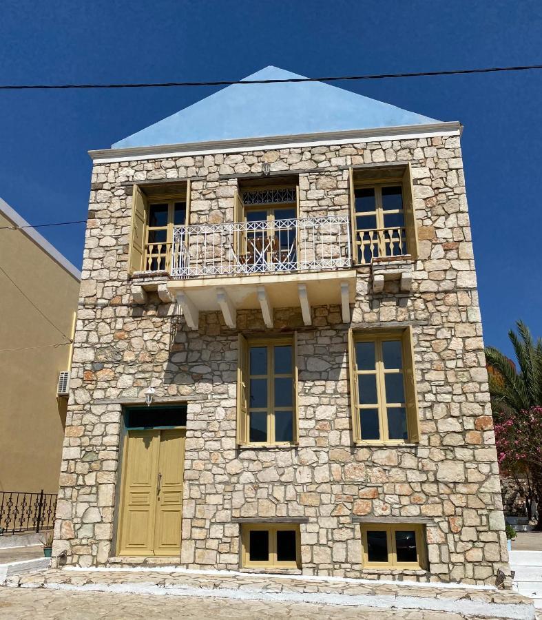 Apartamento To Petrino Meyísti Exterior foto