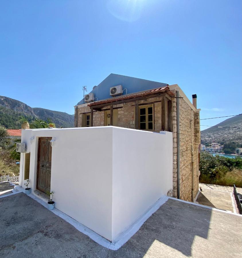 Apartamento To Petrino Meyísti Exterior foto